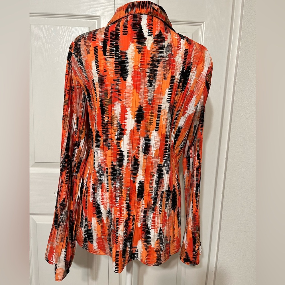 Pleated blouse. Slimming. Long bell sleeves, V-neck. Orange, black, coral. XL - Picture 3 of 12